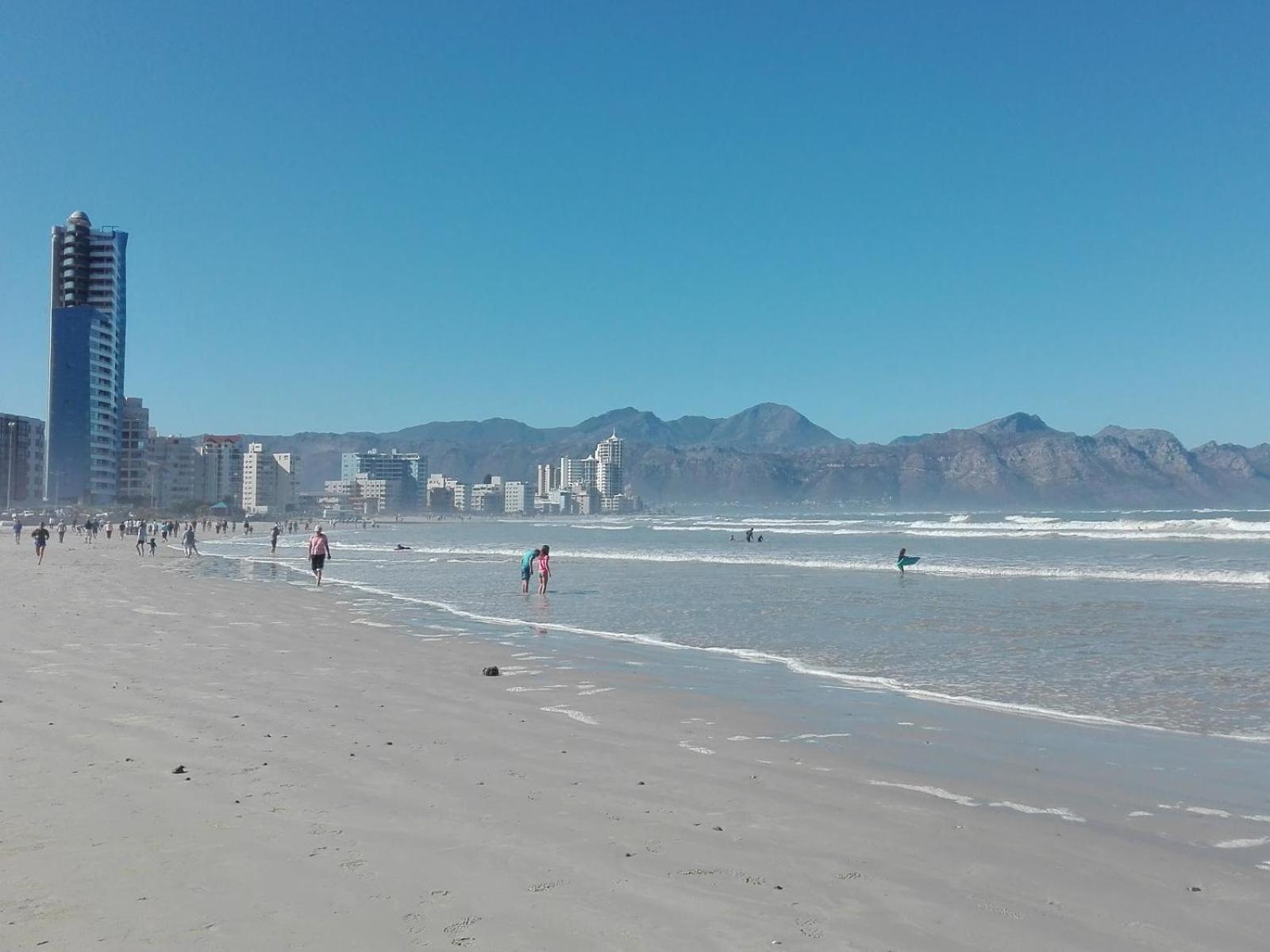 False Bay Inn Strand Exterior photo